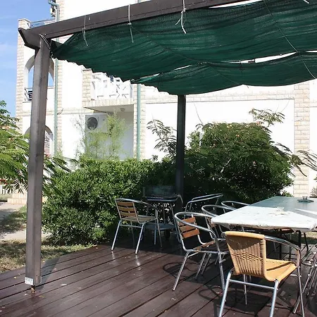 Apartment Tatjana Pag Town